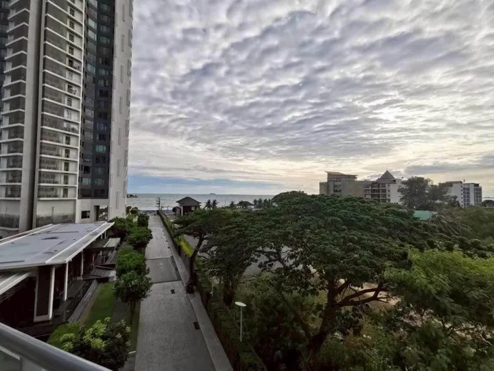 2 Bedroom Condo for sale at Reflection Jomtien