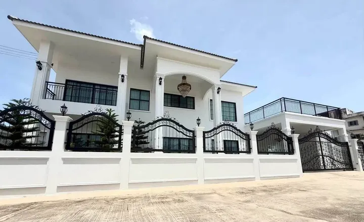 4 Bedroom Villa for rent at TW Village