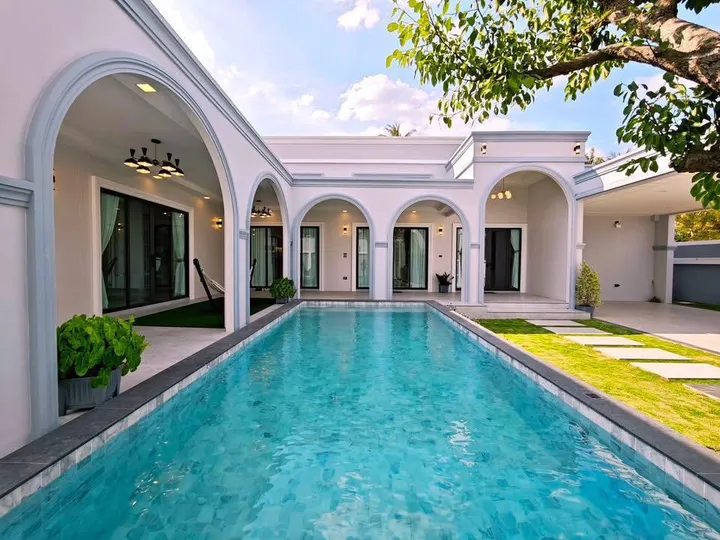 4 Bedroom House for sale in Siam Country Club
