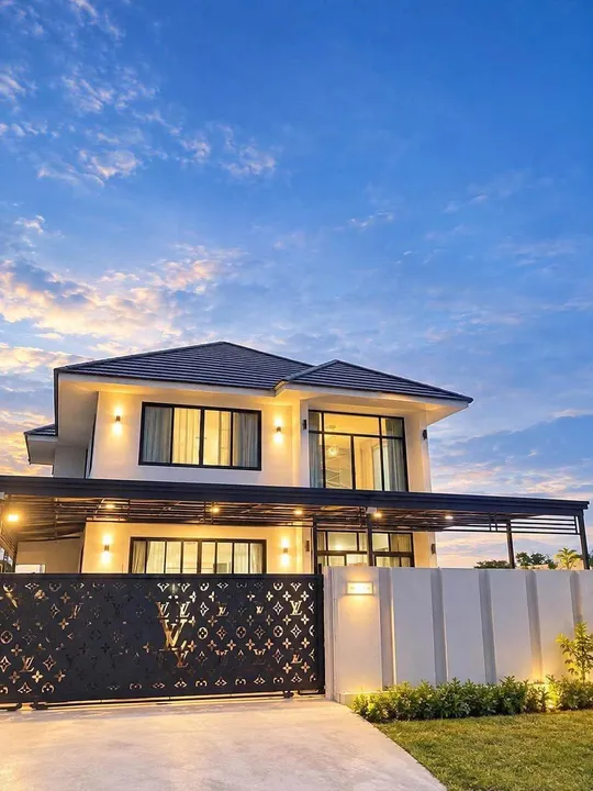 6 Bedroom House for sale in Huai Yai