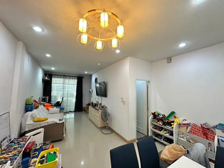 2 Bedroom Townhouse for sale at Ananya Modern Town