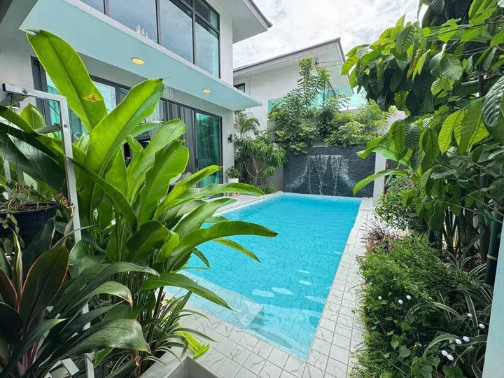 5 Bedroom House for sale at The Lake Good