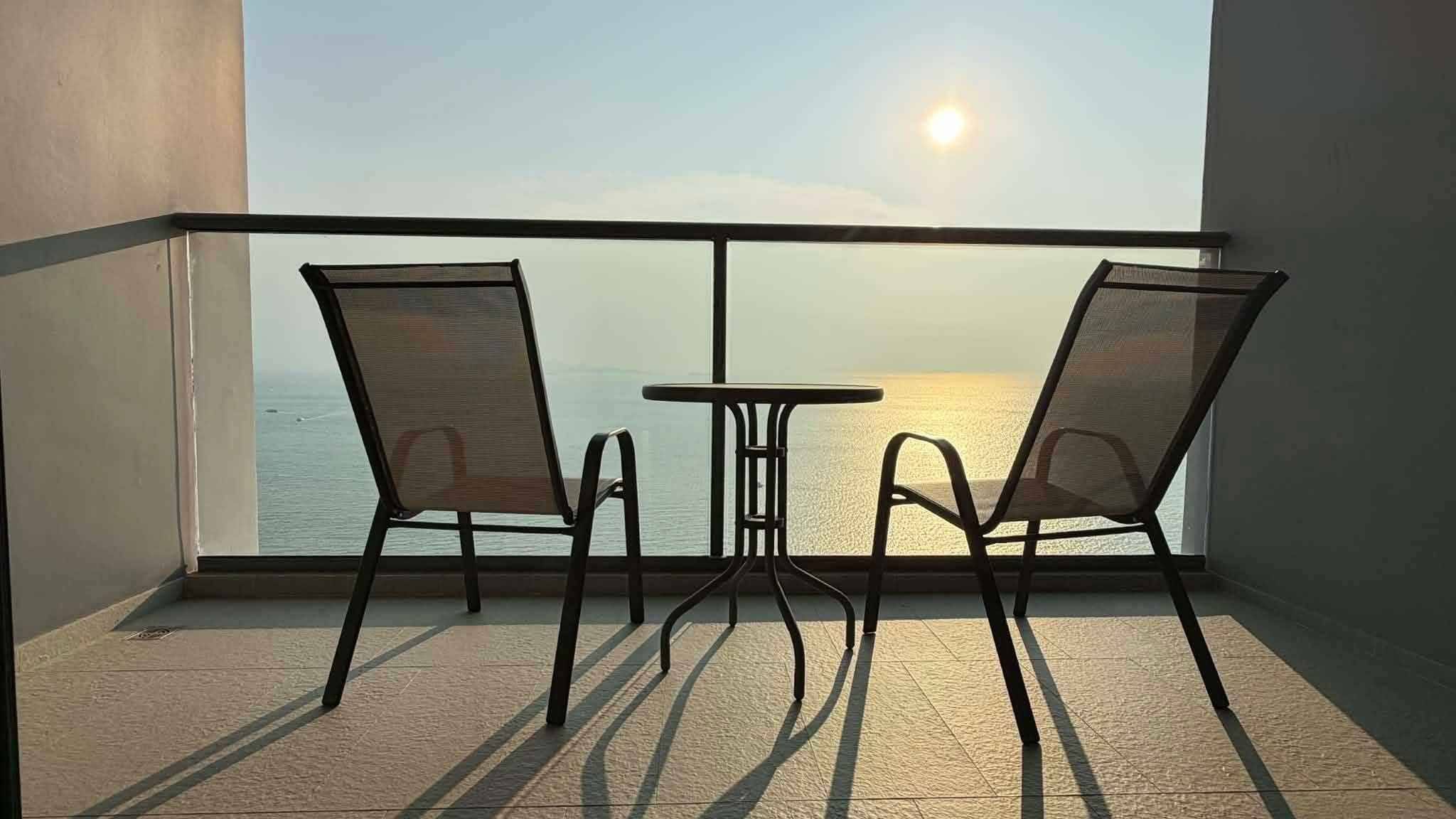1 Bedroom Condo for rent at Zire Wongamat