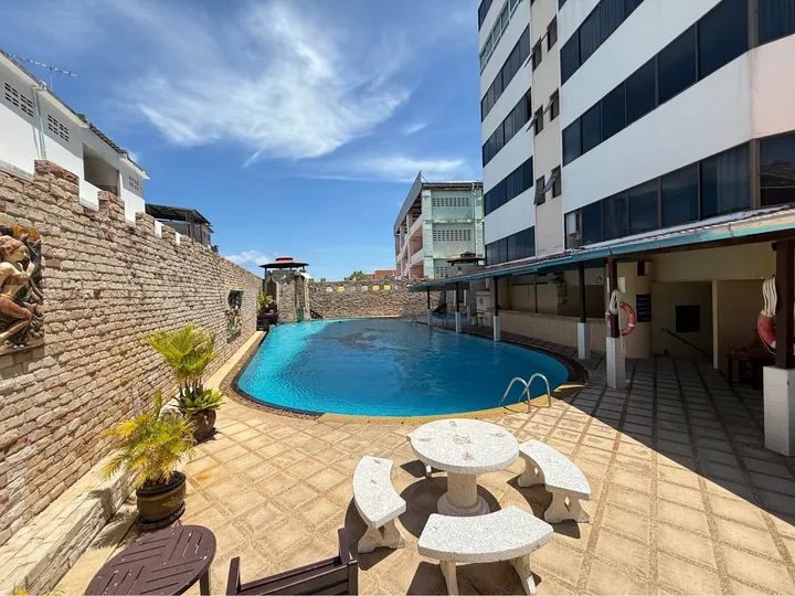 1 Bedroom Apartment for rent at Center Condotel