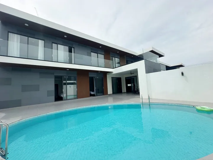 7 Bedroom Villa for rent in South Pattaya