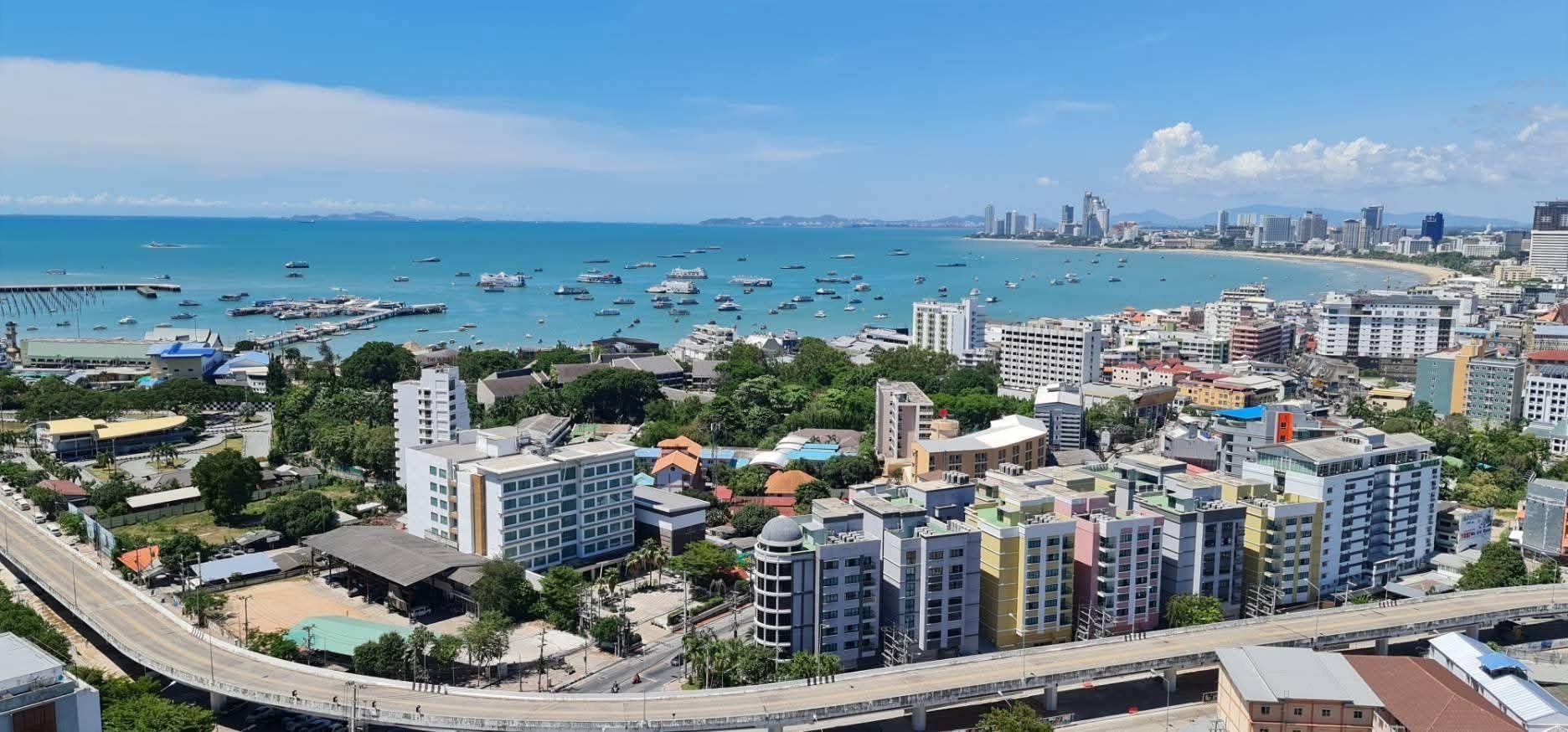 2 Bedroom Condo for sale at Unixx