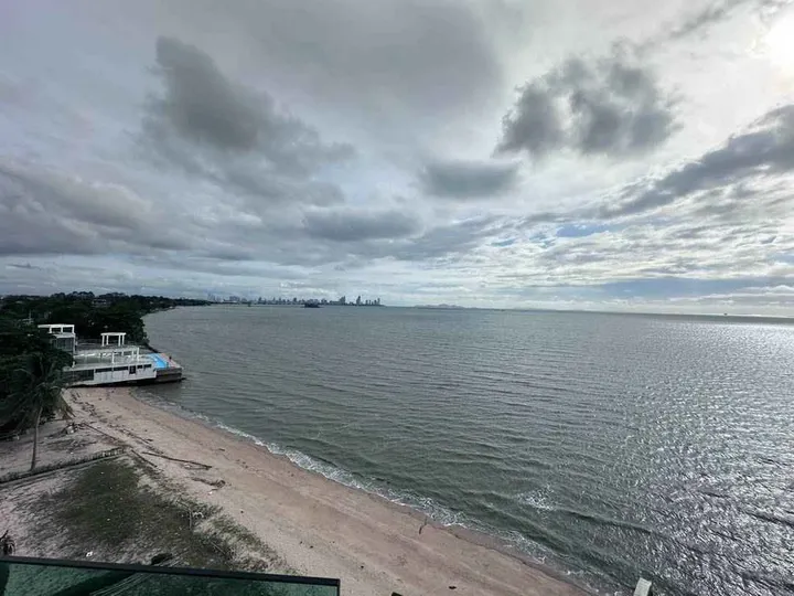 Photo from a listing at Paradise Ocean View