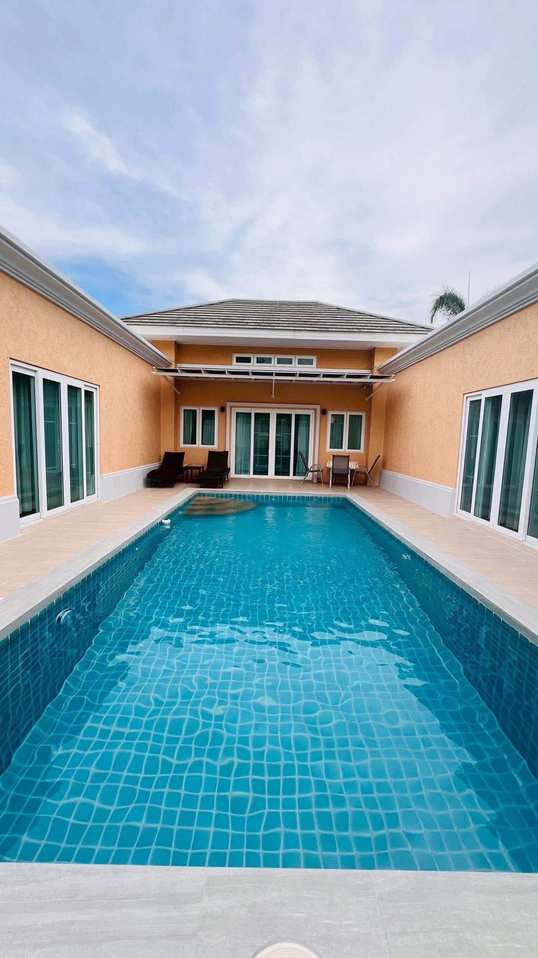 3 Bedroom House for rent at Siam Royal View