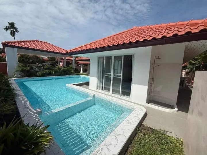 4 Bedroom Villa for rent in Na Jomtien