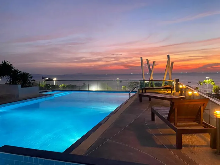 1 Bedroom Condo for sale at The Gallery