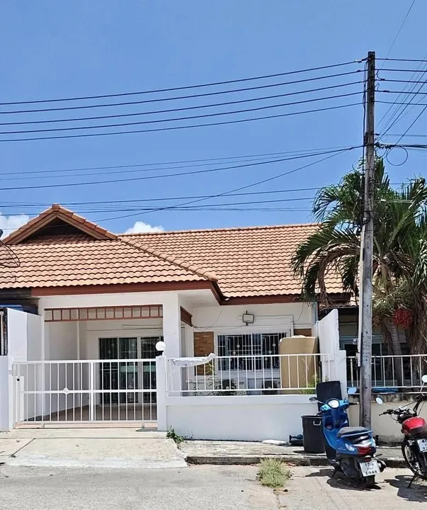 Listing photo