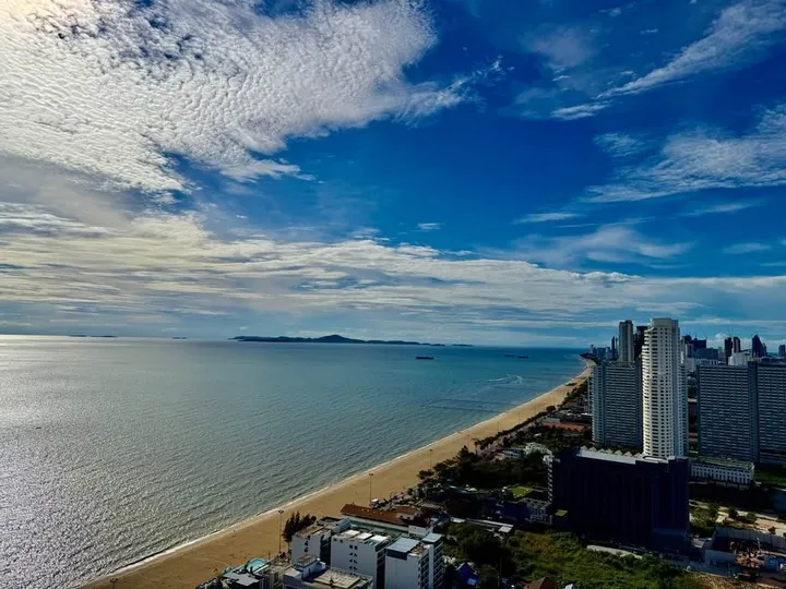 2 Bedroom Condo for sale at Reflection Jomtien