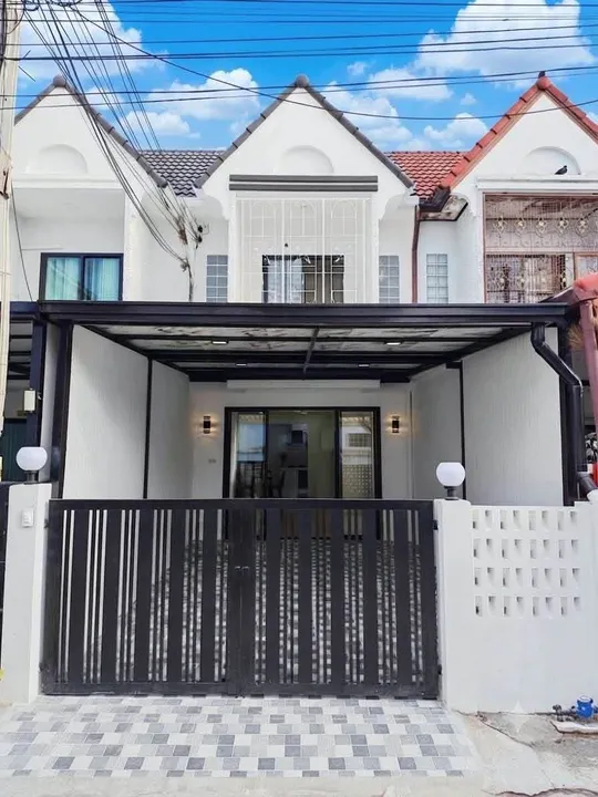 2 Bedroom Townhouse for sale in Noen Plub Wan