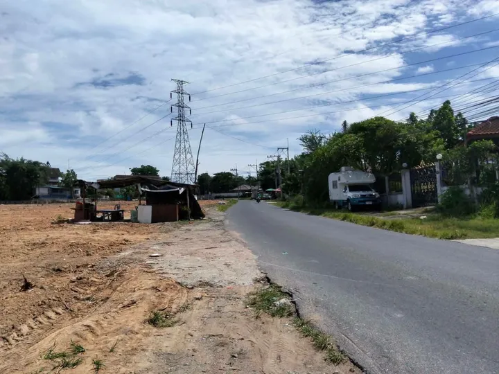 Land for sale in Noen Plub Wan