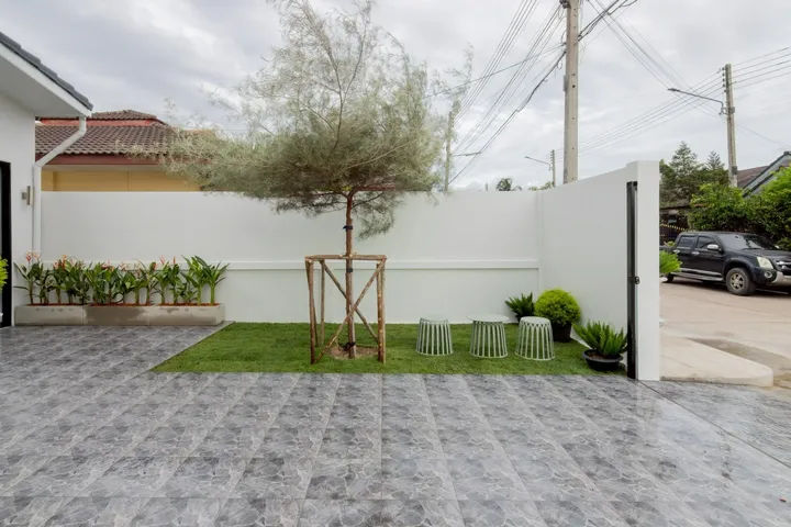 Listing photo