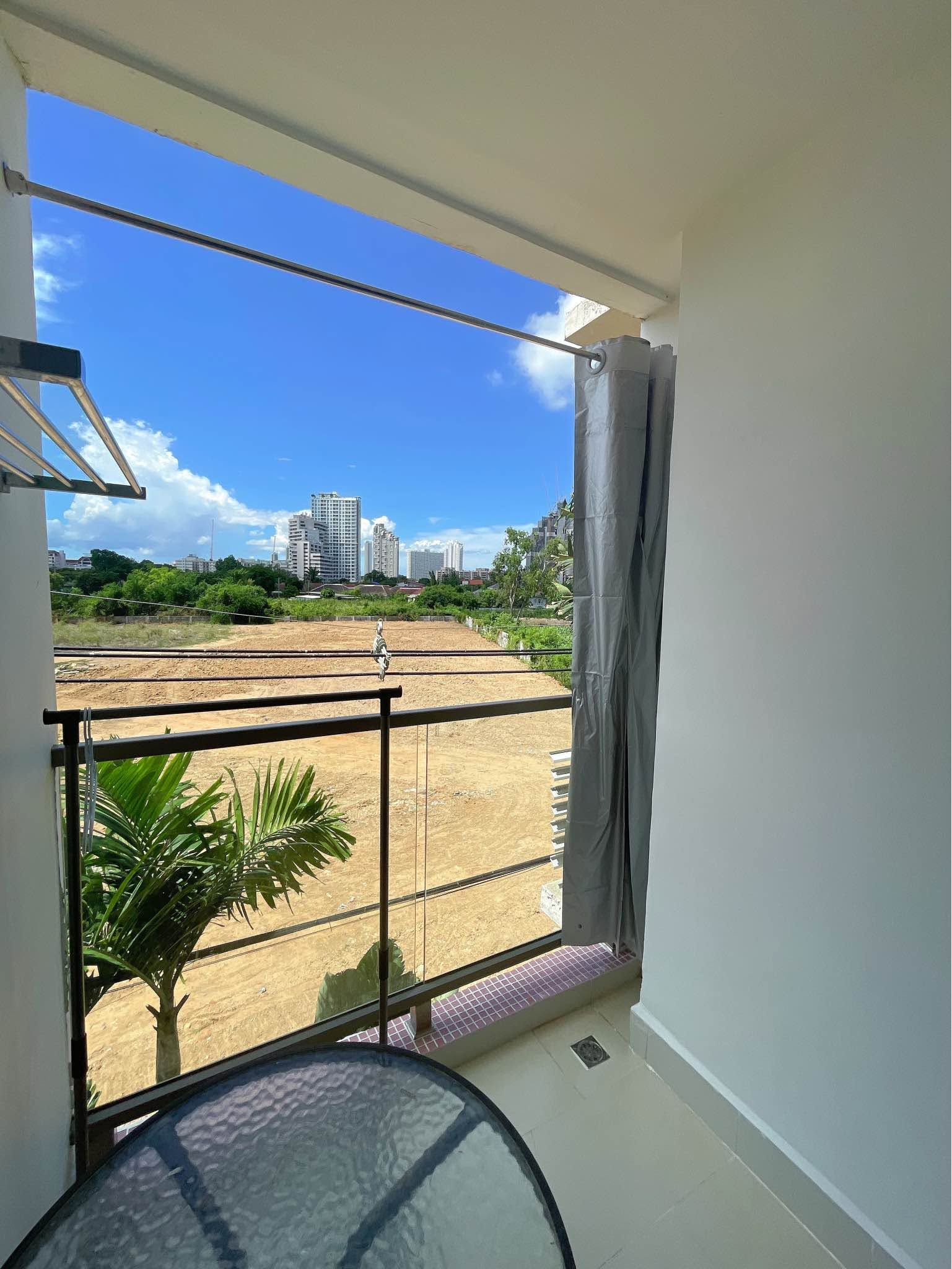 1 Bedroom Condo for rent at Atlantis Condo Resort