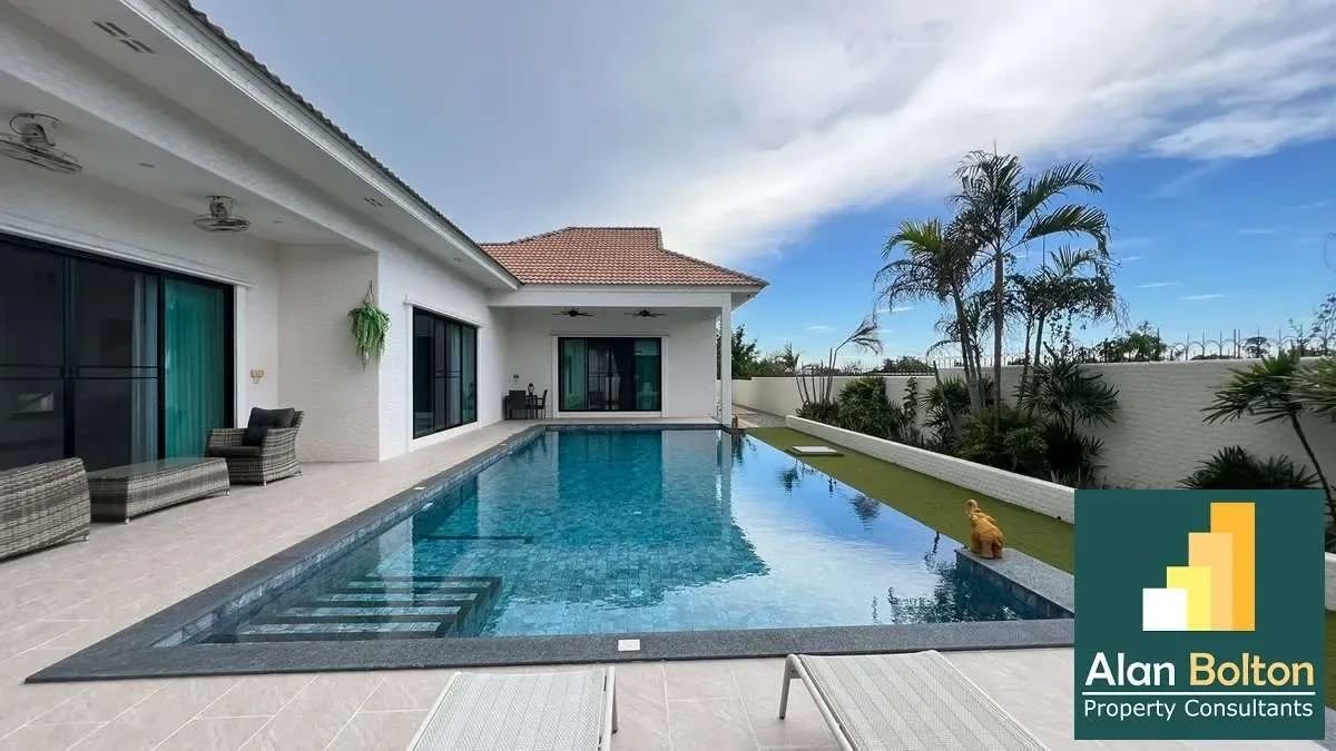 4 Bedroom Villa for sale at Santa Maria Village