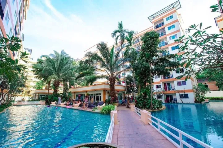Photo from a listing at Park Lane