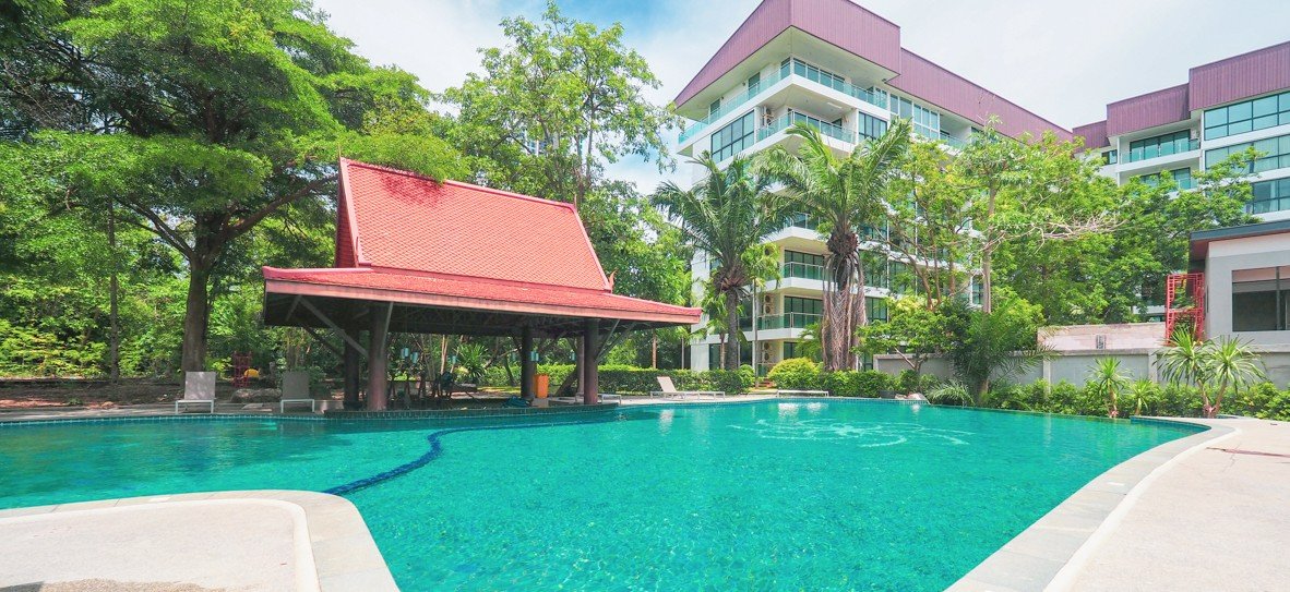 2 Bedroom Condo for sale at The Park Jomtien