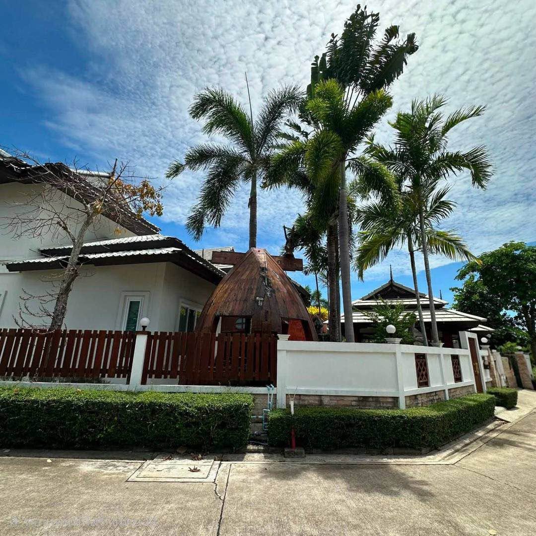 4 Bedroom House for rent at Samran Village