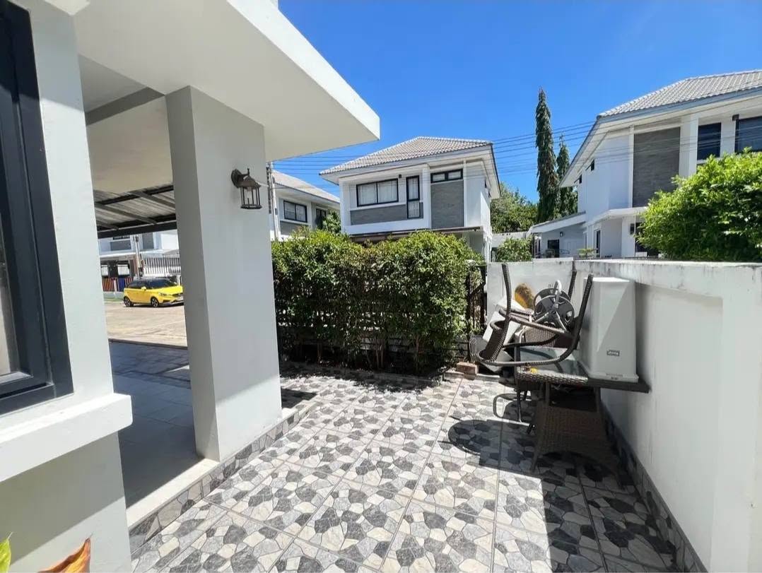 3 Bedroom House for sale in Map Ta To Road