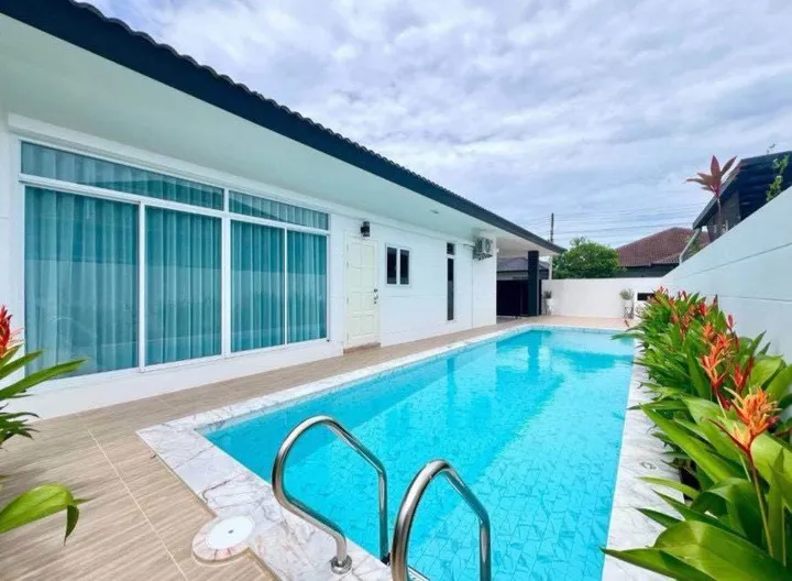 Photo from a listing at Panalee Banna