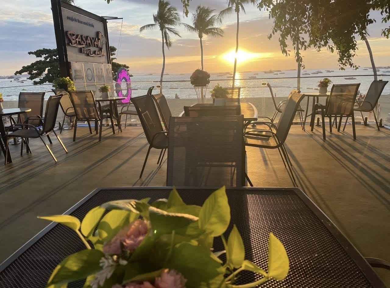 Commercial for sale in Central Pattaya