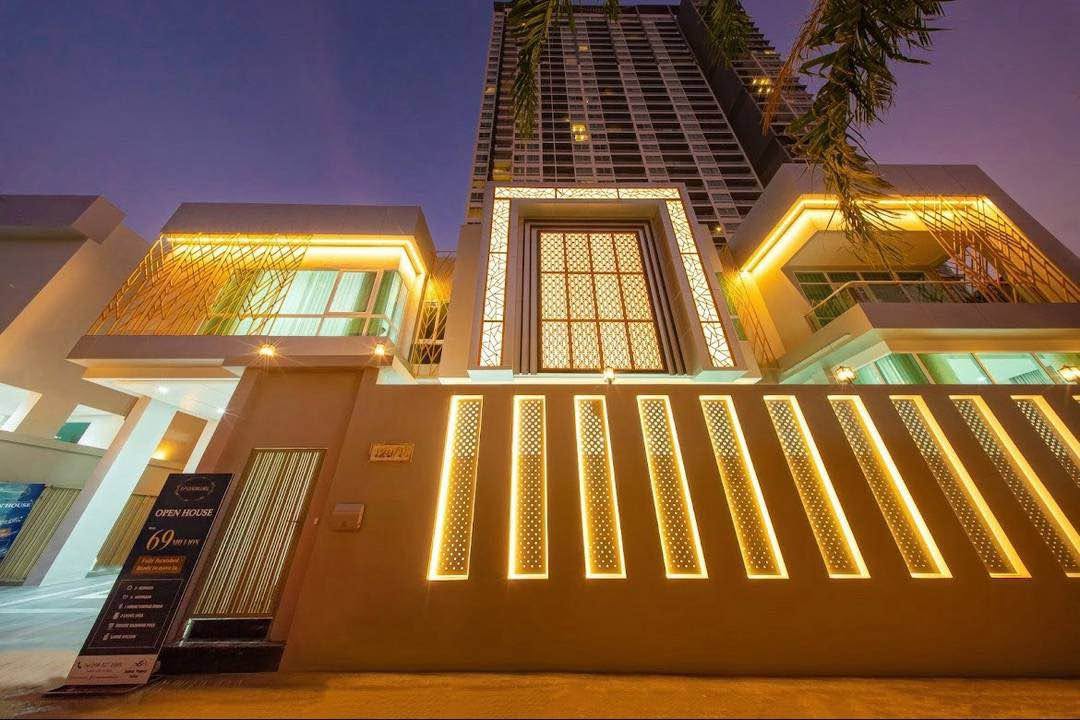 7 Bedroom Villa for rent in Na Jomtien