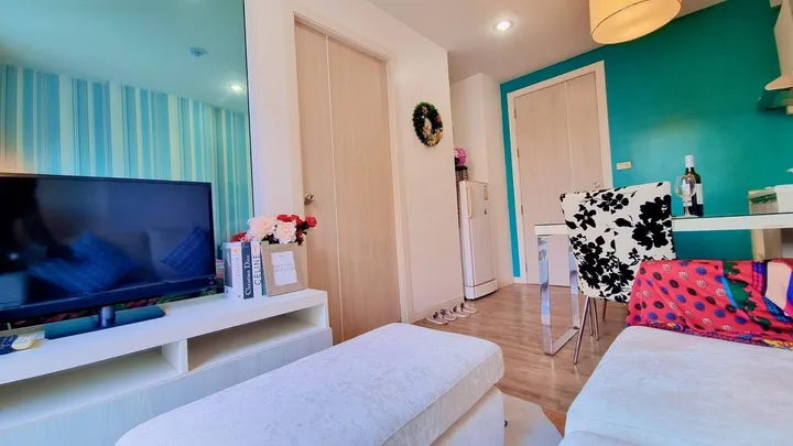 Photo from a listing at Neo Sea View