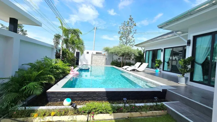 4 Bedroom Villa for sale in Huai Yai