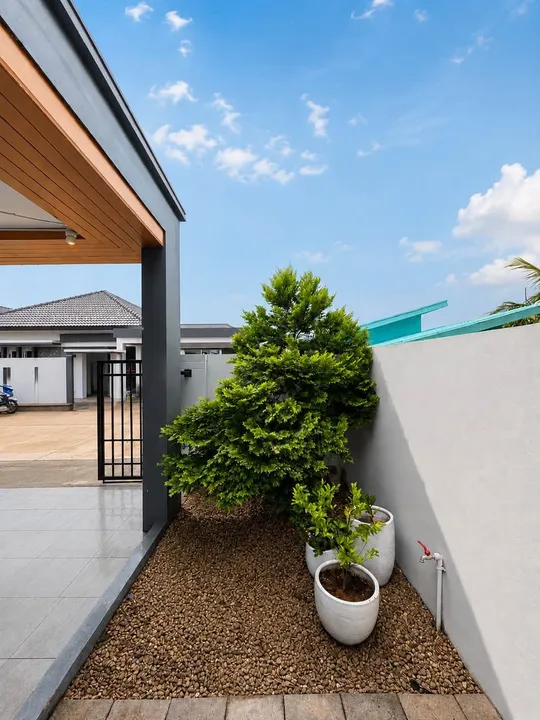 3 Bedroom House for sale in Pong
