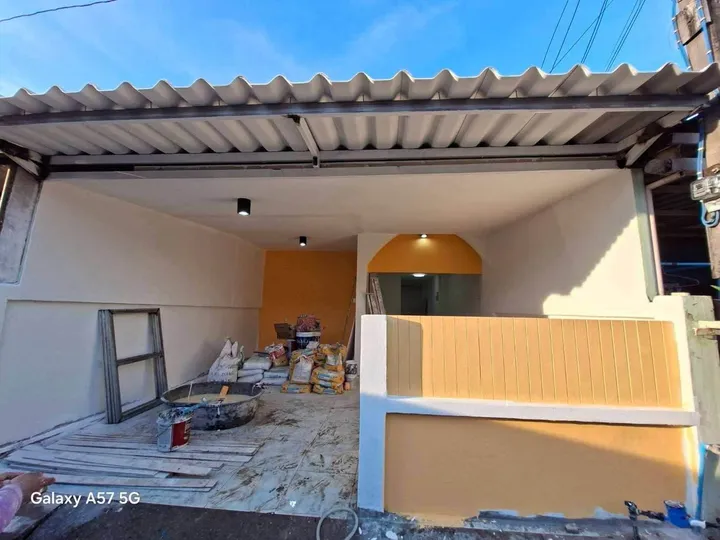 2 Bedroom Townhouse for sale at Muang Mek Sawan