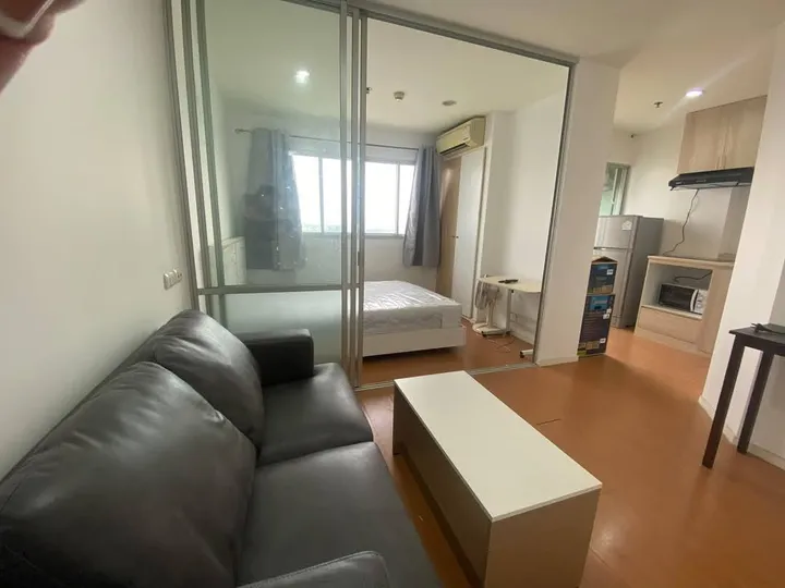Photo from a listing at Lumpini