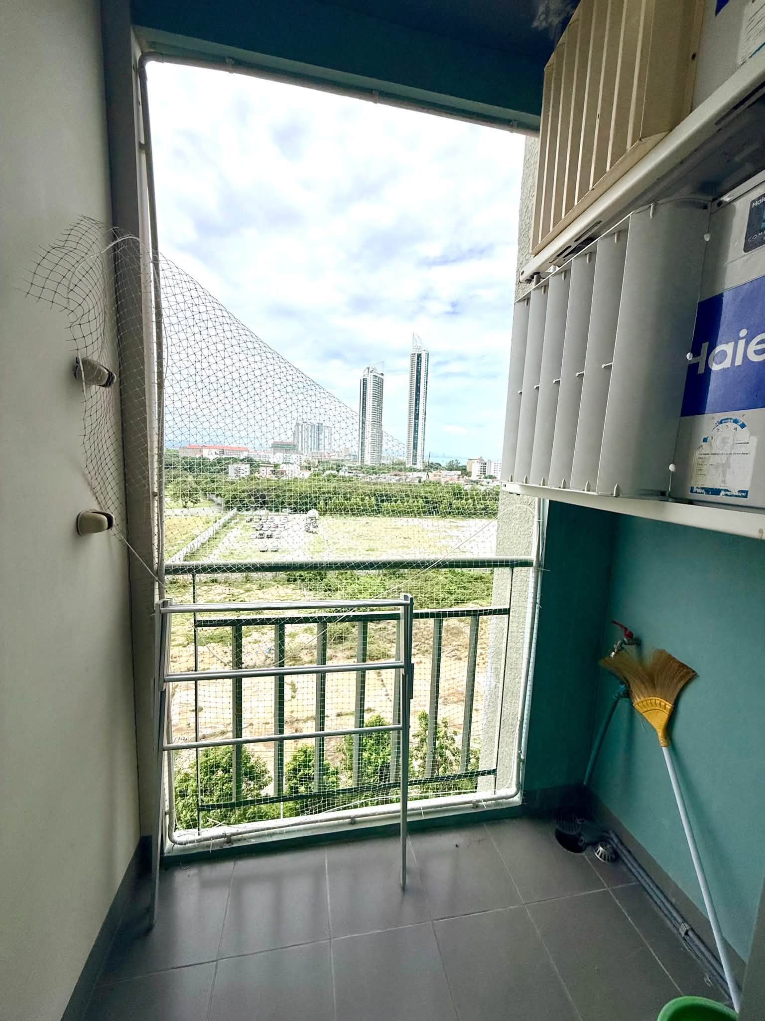 1 Bedroom Condo for rent at Lumpini Seaview