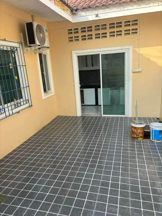 Photo from a listing at Chokchai Village 8