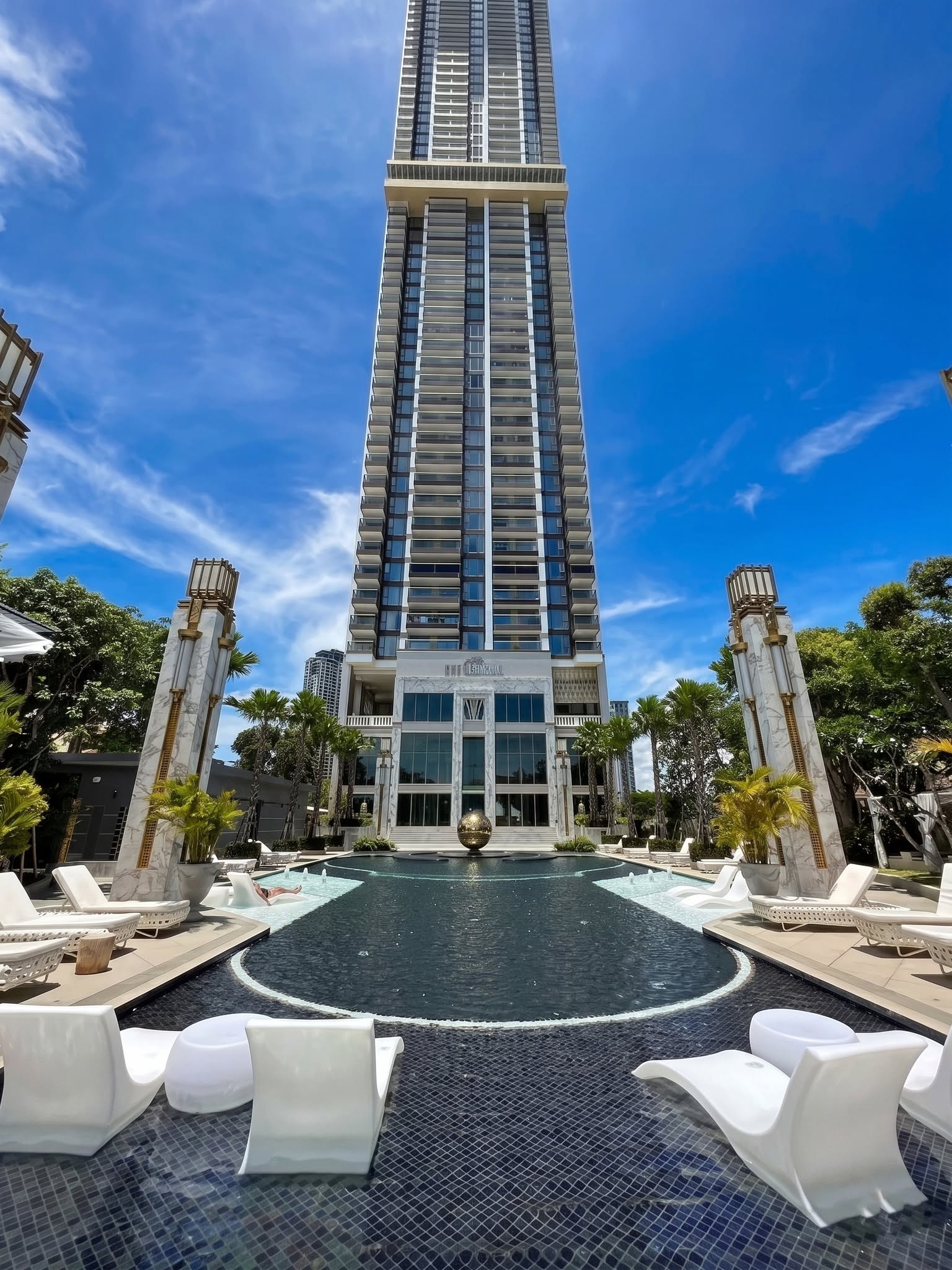 Condo for rent at Copacabana