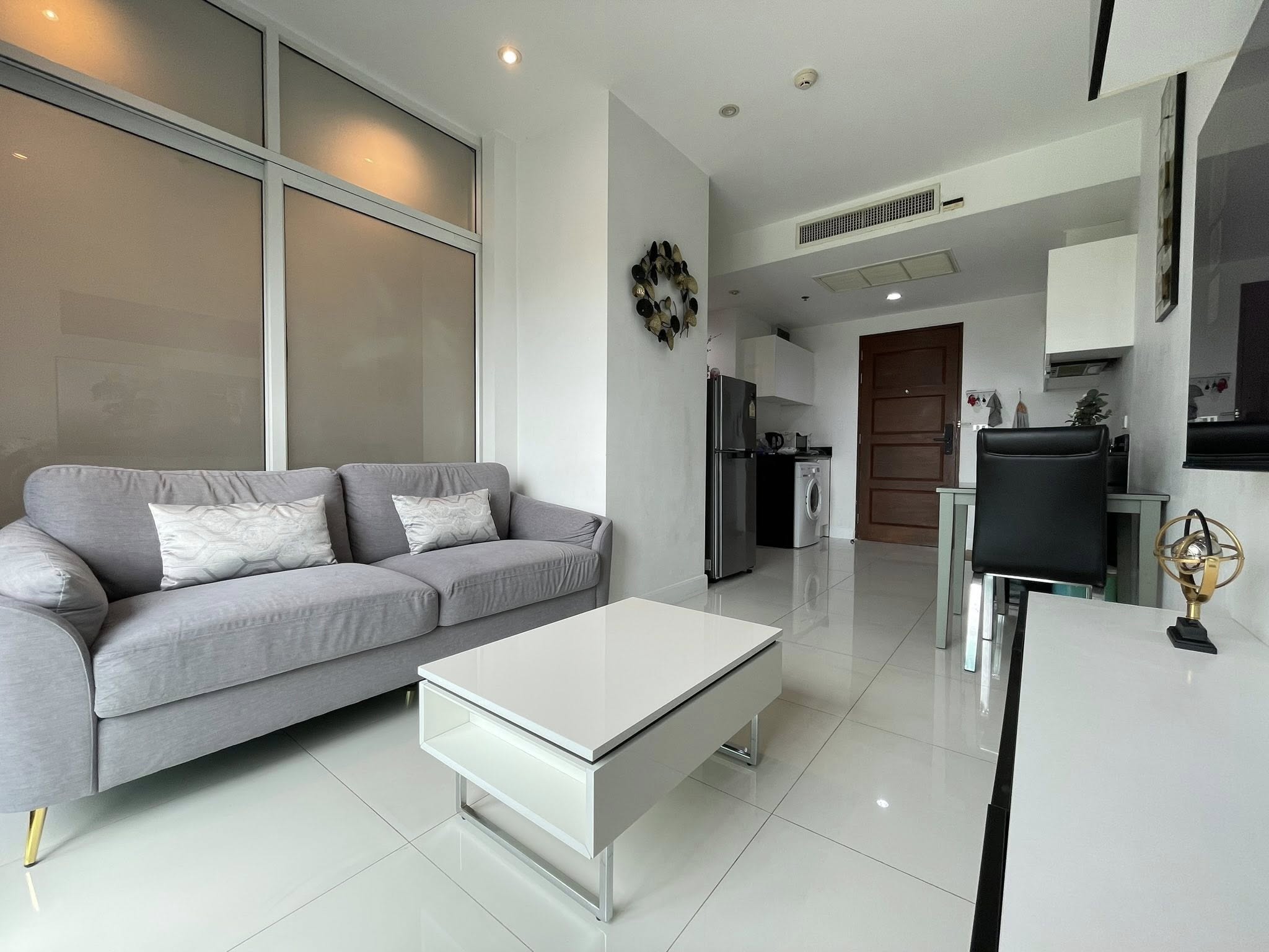 1 Bedroom Condo for rent at The Axis