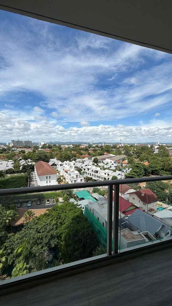 Studio for rent at Riviera Wongamat