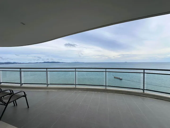 Photo from a listing at Reflection Jomtien