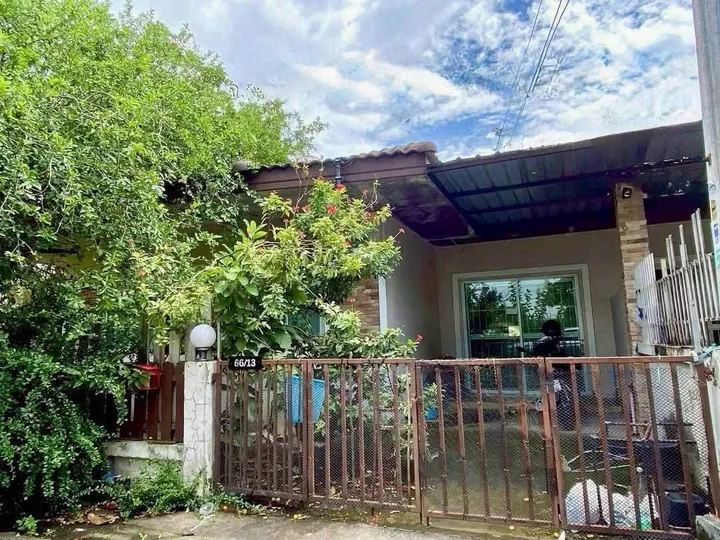 Listing photo