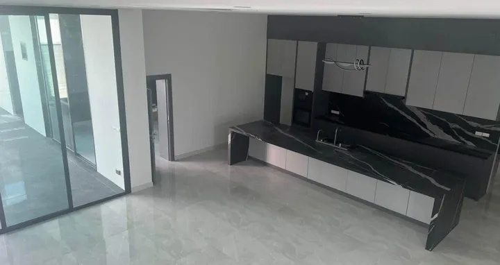 6 Bedroom Villa for sale in Toongklom Tanman