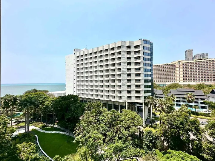 Photo from a listing at Northpoint