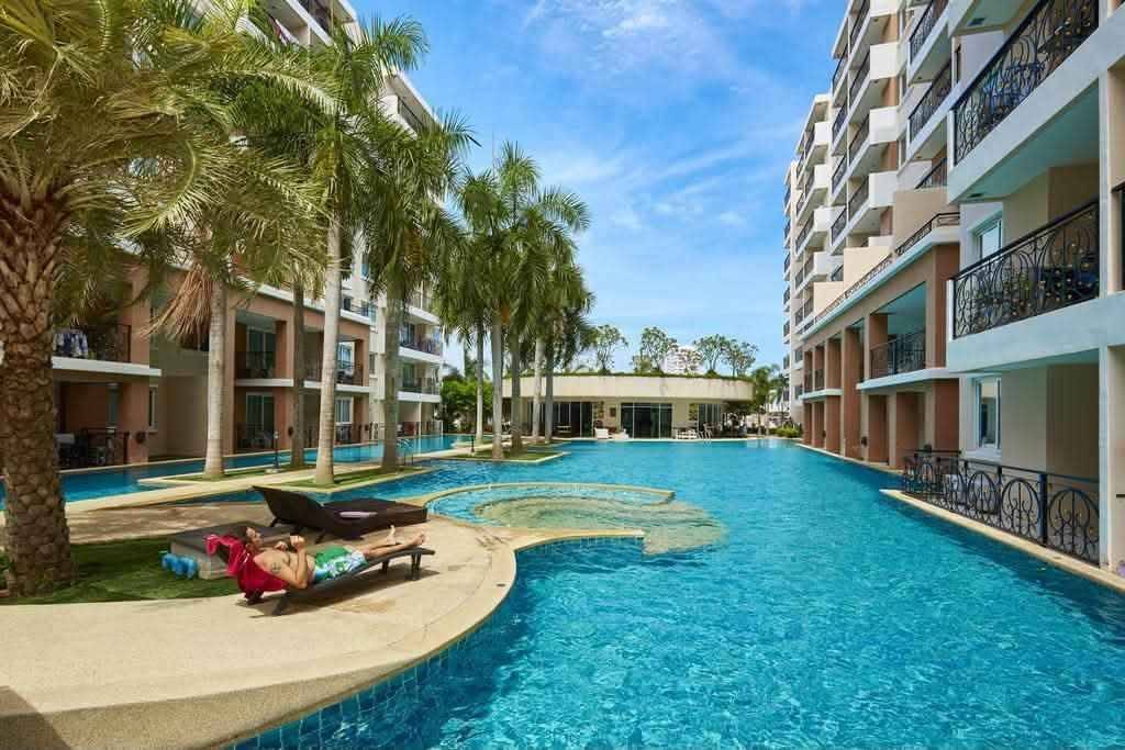 1 Bedroom Condo for sale at Paradise Park