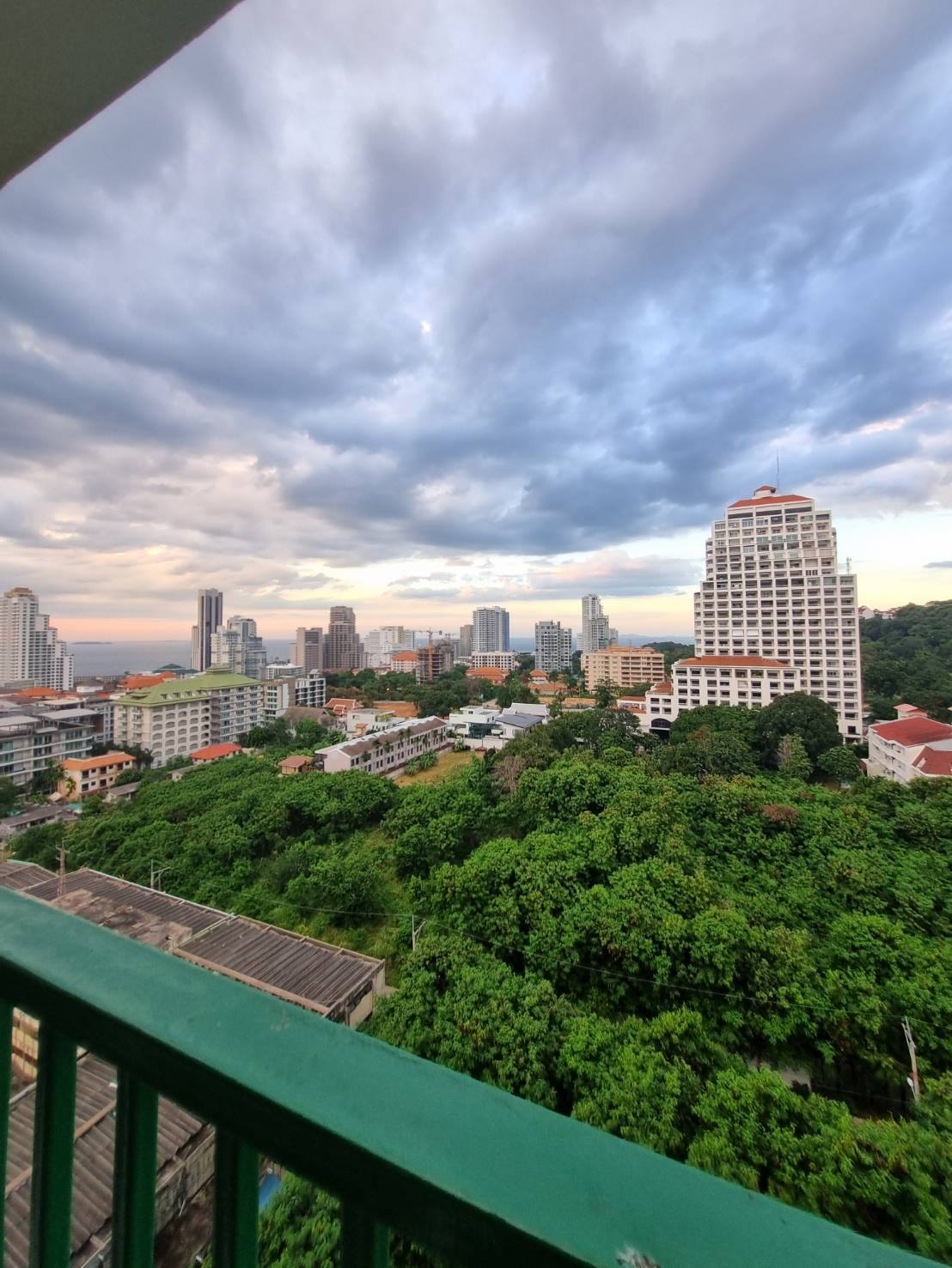 Studio for rent at Sombut Condo