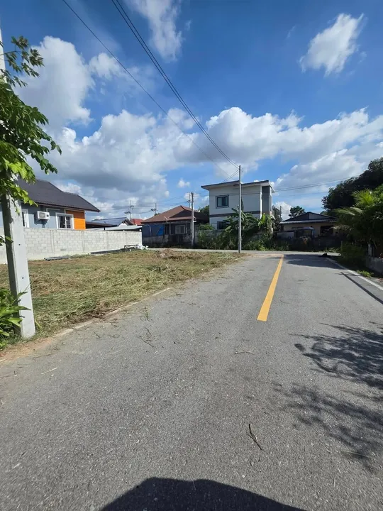 Land for sale in Nong Pla Lai