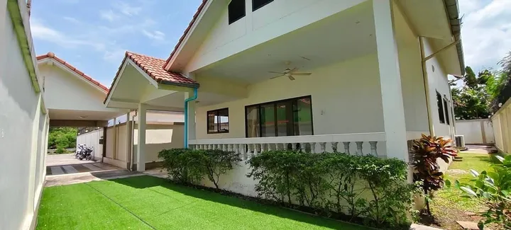 5 Bedroom Villa for rent at Plu Villa