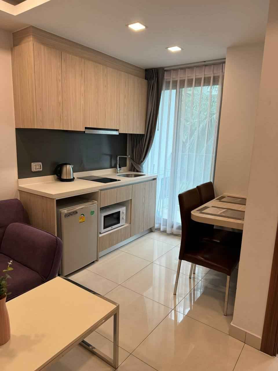 1 Bedroom Condo for rent at Arcadia Beach Resort