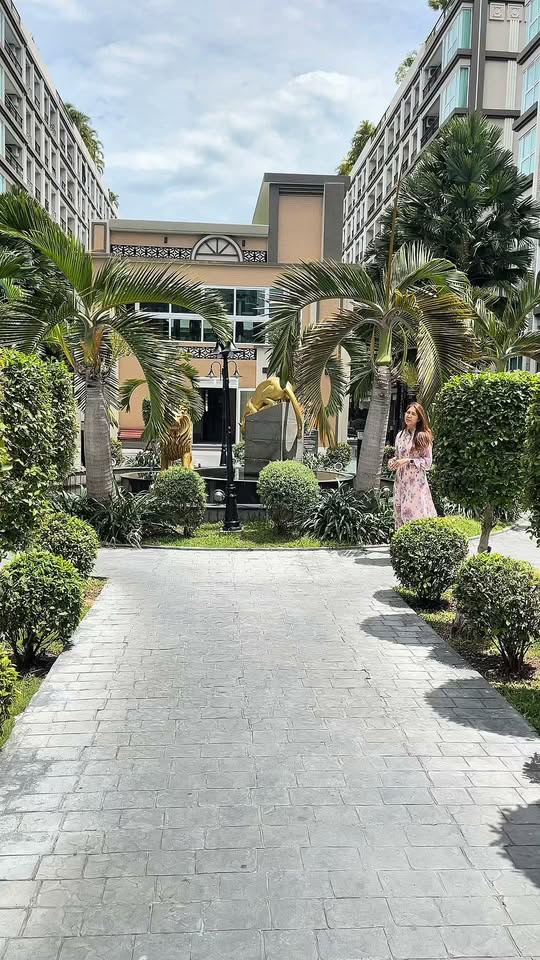 Condo for sale at Dusit Grand Park 2