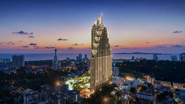 Photo from a listing at Grand Solaire