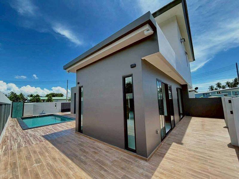 4 Bedroom House for sale in Mabprachan